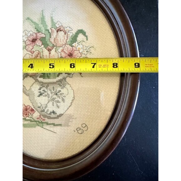 Oval Professional Framed Cross Stitch Needle Point Floral Vase Art Wood '89 Ohio - Picture 10 of 10